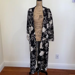 LuLaRoe Sarah sweater NWT